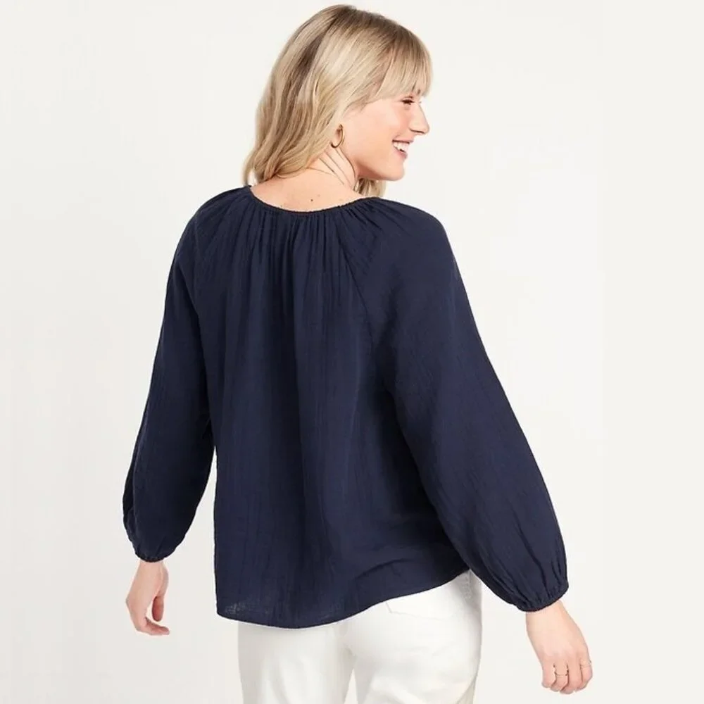 2/$30 Old Navy Shirred Double-Weave Blouse Lost At Sea Navy XS #A1633 - Picture 4 of 8